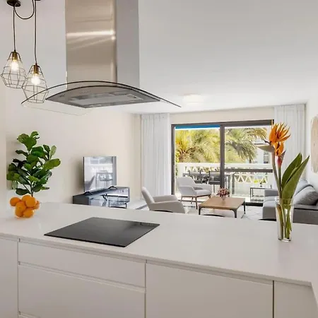 Apartment Stylish Sea View In Playas Del Duque